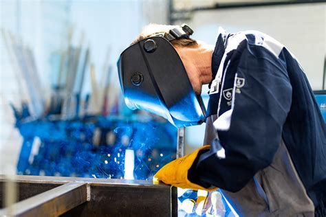 metal fabrication trade schools near me|metal working courses near me.